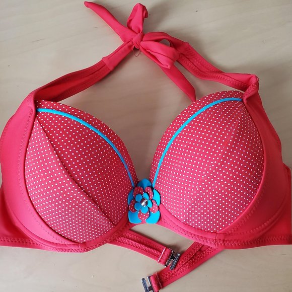 High waisted bright red bathing suit - Picture 2 of 4